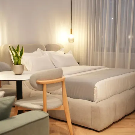 Nea Deluxe Lägenhet