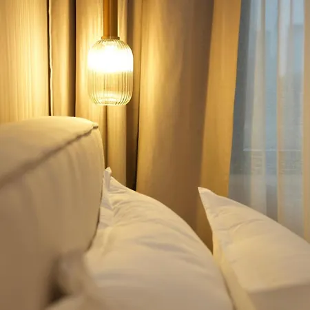 Nea Deluxe Apartman *